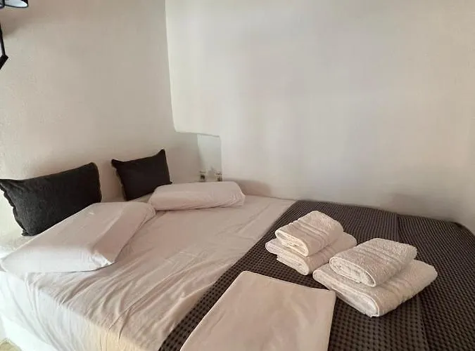 κυθνος δρυοπίδα, στούντιο χατζής 펜션