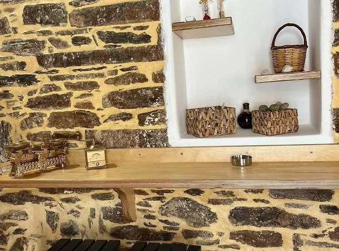 κυθνος δρυοπίδα, στούντιο χατζής *