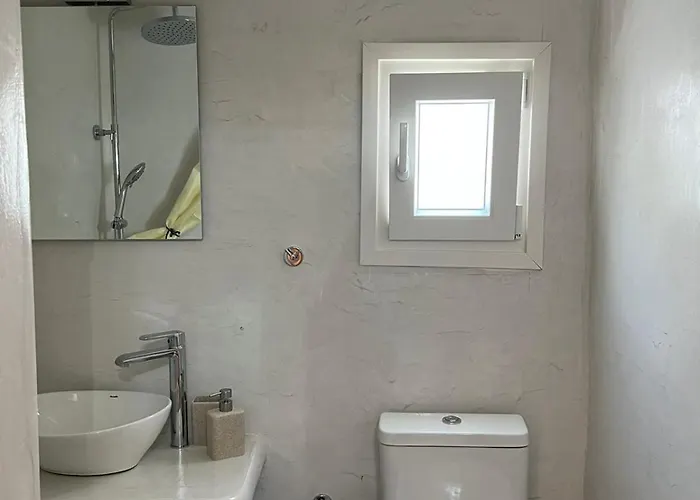 κυθνος δρυοπίδα, στούντιο χατζής * Dhriopís