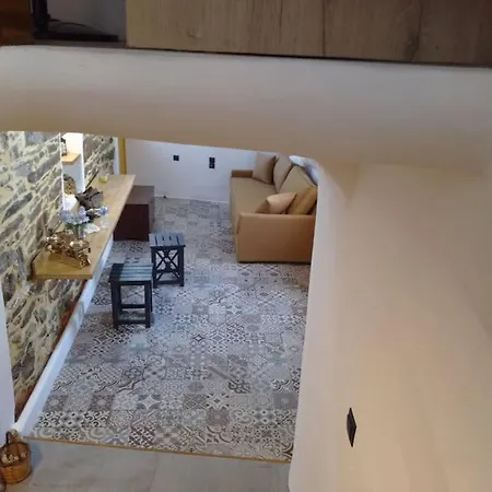 κυθνος δρυοπίδα, στούντιο χατζής Holiday home *
