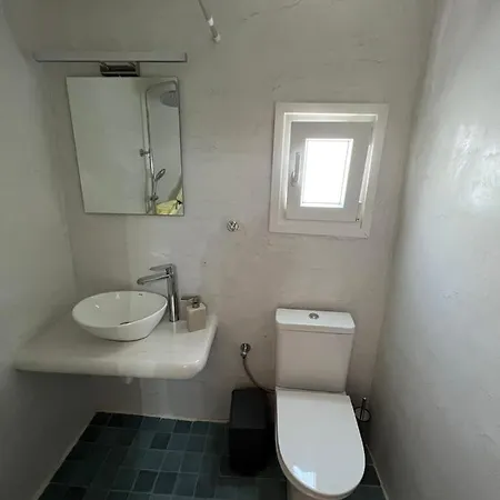 κυθνος δρυοπίδα, στούντιο χατζής Dhriopís