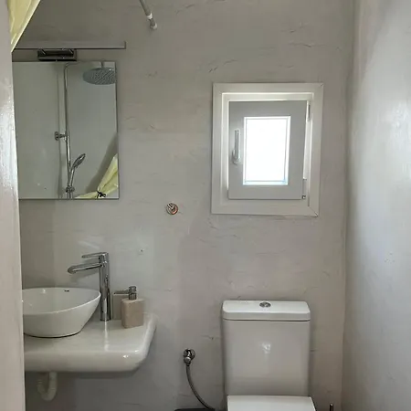 κυθνος δρυοπίδα, στούντιο χατζής * Dhriopís