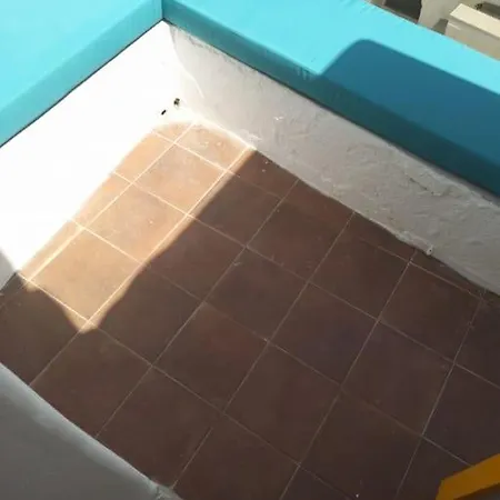 κυθνος δρυοπίδα, στούντιο χατζής Δρυόπη